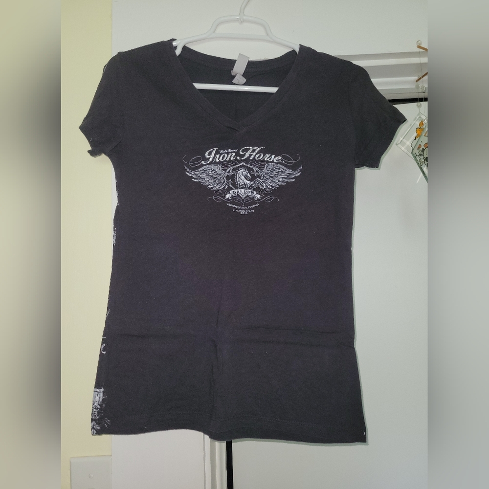 Black Fitted Graphic Tee Short Sleeve